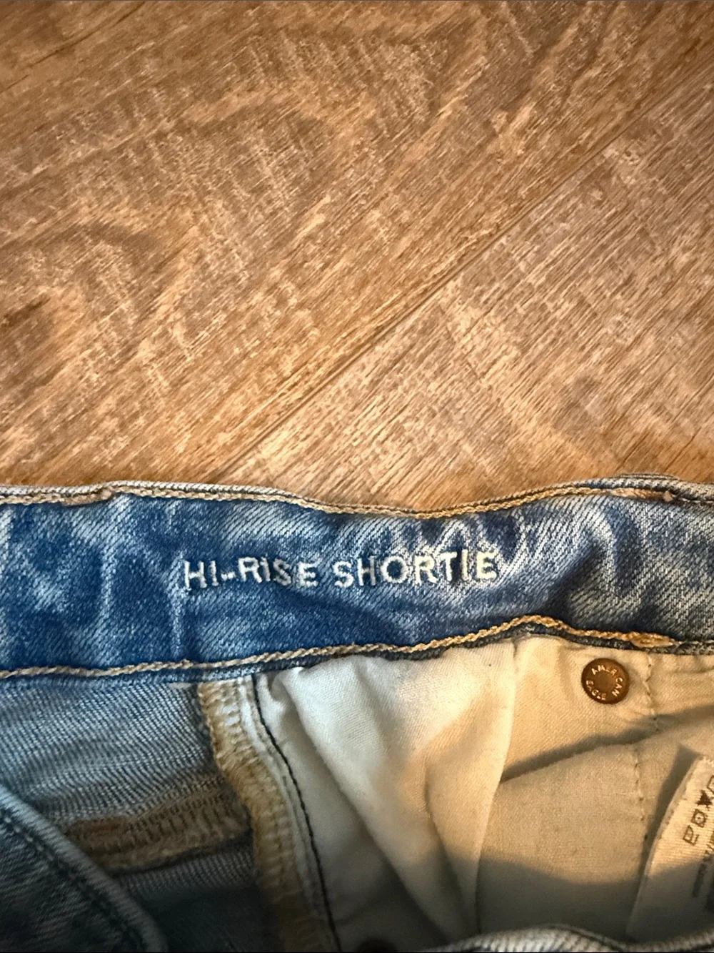 American Eagle Outfitters Light Wash Distressed Denim Cutoff Shorts
